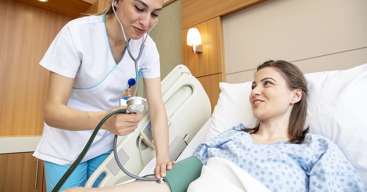 ¿Qué cubre un seguro de hospitalización por accidente en 2025?